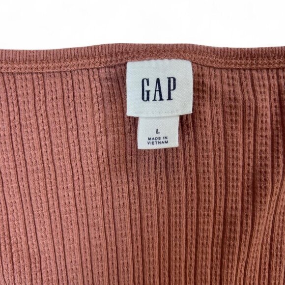 GAP Ribbed Knit Top L Dusty Rose Ranched Scoop Neck Lettuce Edge Feminine - Picture 4 of 5